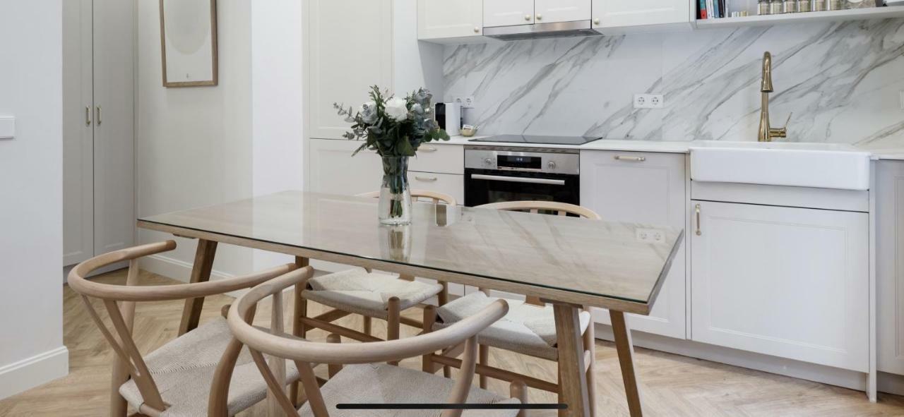 Amazing And New Apartment Five Minutes From Gran Via Madri Exterior foto